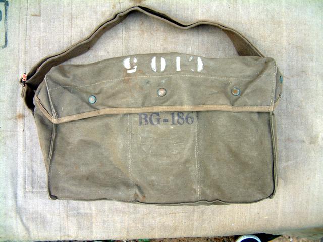 BG-186 Remote Control Canvas Bag
