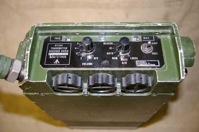 Clansman UK RT-344 / PRC-344 UHF/AM Ground To Air Man-Pack Transceiver
